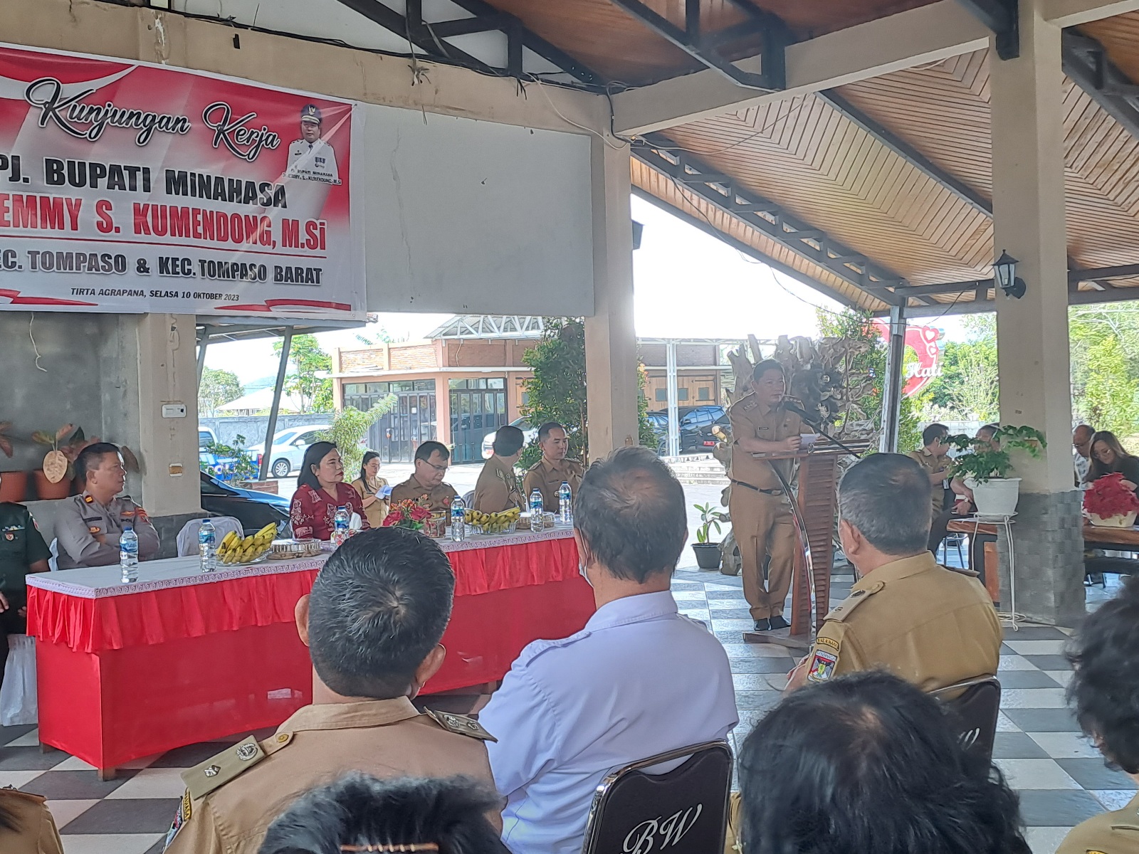 Pj Bupati Minahasa Apresiasi Aplikasi Sapa Kecamatan Tompaso