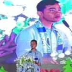 Gibran Rakabuming Raka, Disambut Meriah oleh Warga yang Menunggu di Lotta Pineleng Minahasa Sulut