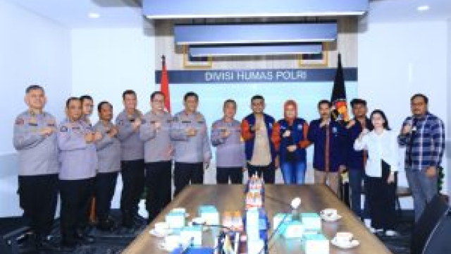 Kadiv Humas dan IWO Perkuat Komitmen Wujudkan Pemilu Damai