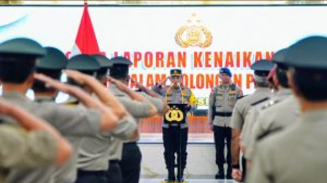 Kapolri Naikan Pangkat 45 Pati Polri, Ada Satu Polwan Jadi Jenderal