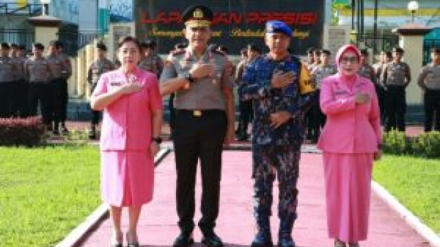 Polda Sulut Gelar Bakti Kesehatan dan Salurkan 500 Paket Sembako di Tondan