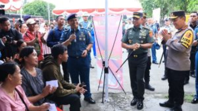 Wujudkan Pemilu Damai, Panglima TNI dan Kapolri Gelar Kegiatan Bhakti Sosial dan Bhakti Kesehatan