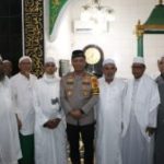 Safari Jumat di Masjid Al Masyhur, Kapolda Sulut Ajak Jamaah Bantu Polisi Jaga Kamtibmas