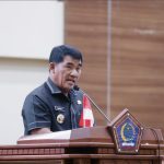 Gubernur Sulut Yulius Selvanus