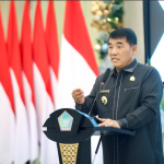 Gubernur Sulut Yulius Selvanus
