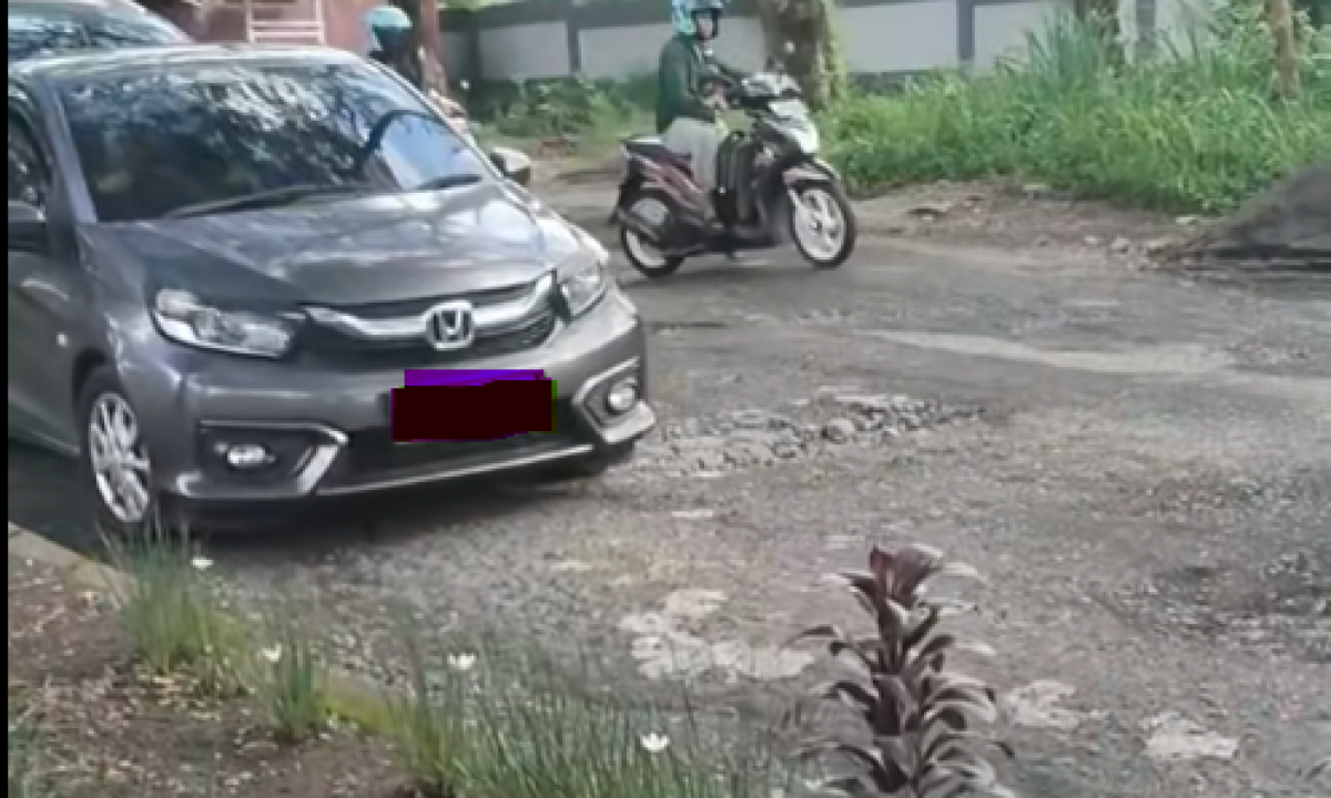 Jalan Ir Soekarno di Minut