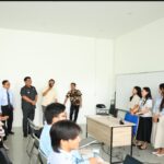 Gubernur Sulut Yulius Selvanus meninjau fasilitas Fakultas Kedokteran Unika De La Salle Manado